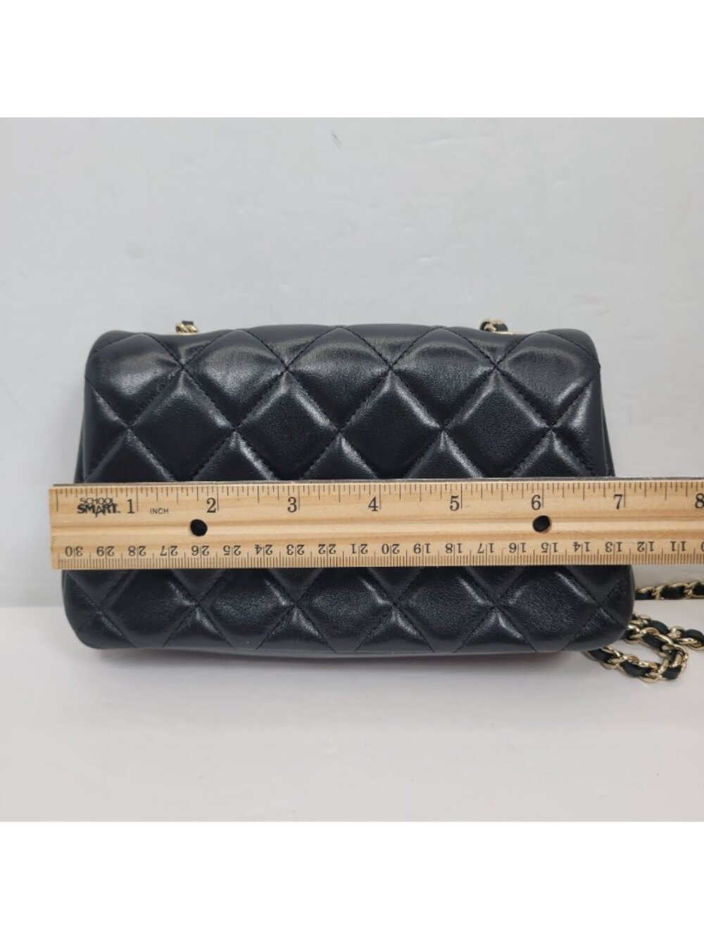 Chanel 25S Classic Flap Bag Black Lambskin With Gold-Tone Chain & Logo France - Picture 9 of 11